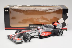 McLaren MP4-25 Vodafone #1 J. Button F1 2010 Minichamps 1:18 530101871-R1 Metal - imagen 7 de 7