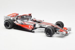 McLaren MP4-22 Mercedes #1 F. Alonso Presentation Valencia 2007 Minichamps 1:18 538071871 Metal - imagen 4 de 6