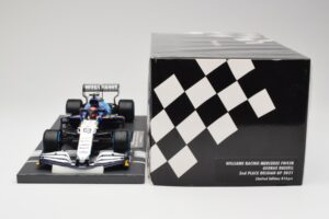 Williams FW43B Mercedes #63 G. Russell Belgian GP 2021 Minichamps 1:18 117211363 Resina - imagen 6 de 7