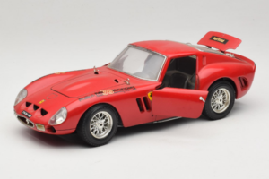 Ferrari 250 GTO Rojo Bburago 1:18 B003 Metal - imagen 2 de 8