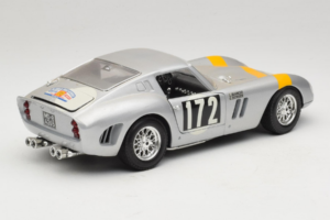 Ferrari 250 GTO #172 Tour de France 1964 Bburago 1:18 7011 Metal - imagen 3 de 8