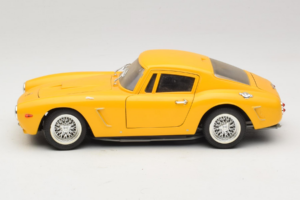 Ferrari 250 GT Berlinetta Amarillo Jouef Evolution 1:18 301200 Metal - imagen 4 de 8