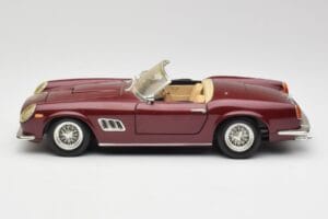 Ferrari 250 GT California Rojo Hot Wheels 1:18 3401158 Metal - imagen 4 de 8