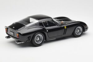 Ferrari 250 GTO Negro Kyosho 1:18 08431BK Metal - imagen 3 de 8