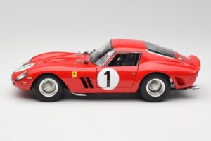 Ferrari 250 GTO #1 P. Rodriguez / W. Mairesse Paris 1000km 1962 CMC 1:18 M-254 Metal - imagen 3 de 6