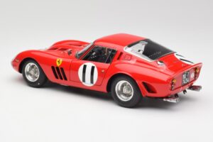 Ferrari 250 GTO #11 J. Surtees / M. Parkes Paris 1000km 1962 CMC 1:18 M-249 Metal - imagen 5 de 6
