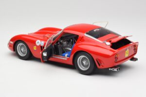 Ferrari 250 GTO #18 P. Rodriguez Daytona Continental 3 Hours Winner 1963 Kyosho 1:18 08438F Metal - imagen 5 de 8