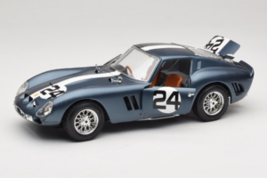 Ferrari 250 GTO #24 Azul Franja Blanca 1962 Bburago 1:18 3011-B2 Metal - imagen 2 de 8