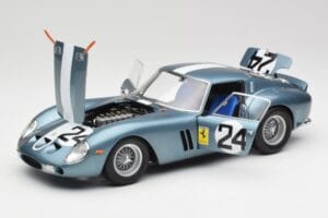 Ferrari 250 GTO #24 P. Rodriguez 12 Hours of Sebring GT3.0 Winner 1962 Kyosho 1:18 08438D Metal - imagen 2 de 8