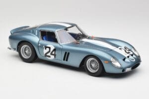 Ferrari 250 GTO #24 P. Rodriguez 12 Hours of Sebring GT3.0 Winner 1962 Kyosho 1:18 08438D Metal - imagen 6 de 8