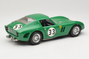 Ferrari 250 GTO #33 Verde Bburago 1:18 3011-G1 Metal - imagen 3 de 8