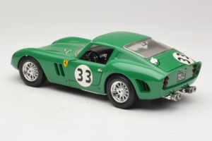 Ferrari 250 GTO #33 Verde Bburago 1:18 3011-G1 Metal - imagen 7 de 8