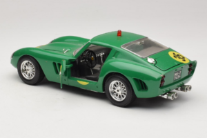 Ferrari 250 GTO #35 Verde 1962 Bburago 1:18 3011-G2 Metal - imagen 5 de 8