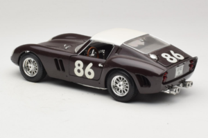 Ferrari 250 GTO #86 Negro Bburago 1:18 3011-B1 Metal - imagen 7 de 8