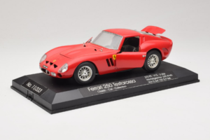 Ferrari 250 GTO Rojo Replacement Stand Exclusive Cars 1:18 EC005 Metal - imagen 2 de 8
