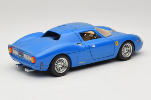 Ferrari 250 LM Azul Bburago 1:18 3033-B1 Metal - imagen 3 de 8