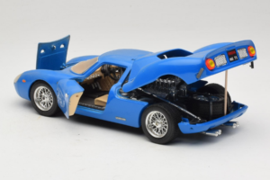 Ferrari 250 LM Azul Bburago 1:18 3033-B1 Metal - imagen 5 de 8