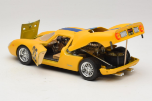 Ferrari 250 LM #22 Amarillo 1965 Bburago 1:18 3333-Y1 Metal - imagen 5 de 8