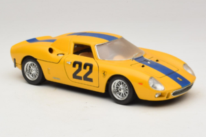 Ferrari 250 LM #22 Amarillo 1965 Bburago 1:18 3333-Y1 Metal - imagen 6 de 8