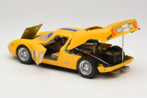 Ferrari 250 LM #9 Amarillo 1965 Bburago 1:18 3033-Y1 Metal - imagen 5 de 8