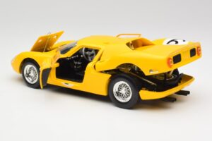 Ferrari 250 LM #21 M. Gregory / J. Rindt NART 24 Hours of Le Mans Winner 1965 Hot Wheels 1:18 25729 Metal - imagen 5 de 8