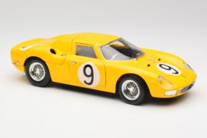 Ferrari 250 LM #21 M. Gregory / J. Rindt NART 24 Hours of Le Mans Winner 1965 Hot Wheels 1:18 25729 Metal - imagen 6 de 8