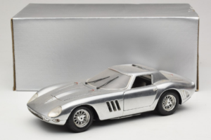 Ferrari 275 GTB Chrome Plateado Guiloy 1:18 B004 Metal - imagen 8 de 8