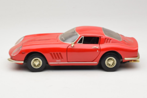 Ferrari 275 GTB/4 Rojo ERTL 1:18 7493-P1 Metal - imagen 4 de 8