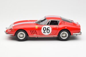 Ferrari 275 GTB Competizione #26 G. Biscaldi / A. de Bourbon Team Hugus 24 Hours of Le Mans 1966 CMC 1:18 M-199 Metal - imagen 3 de 6