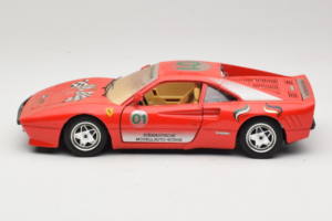 Ferrari 288 GTO #1 Rojo 1984 Bburago 1:18 3027-P3 Metal - imagen 4 de 8