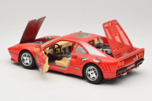 Ferrari 288 GTO #1 Rojo 1984 Bburago 1:18 3027-P3 Metal - imagen 5 de 8