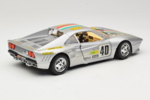 Ferrari 288 GTO #40 Plata 1984 Bburago 1:18 3027-S1 Metal - imagen 3 de 8
