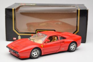 Ferrari 288 GTO Rojo Bburago 1:18 3027 Metal - imagen 8 de 8