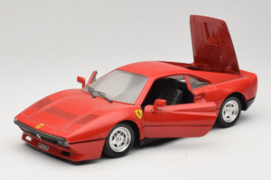 Ferrari 288 GTO Rojo Tonka 1:18 3233 Metal - imagen 2 de 8