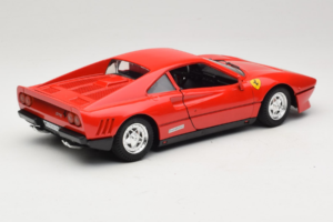 Ferrari 288 GTO Rojo Tonka 1:18 1680 Metal - imagen 3 de 9