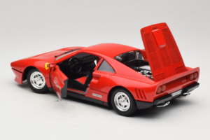 Ferrari 288 GTO Rojo Tonka 1:18 1680 Metal - imagen 5 de 9