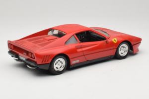 Ferrari 288 GTO Rojo Tonka 1:18 3233 Metal - imagen 3 de 8
