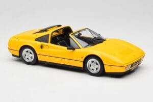 Ferrari 328 GTS Amarillo KK-Scale 1:18 KKDC180552 Metal - imagen 4 de 6