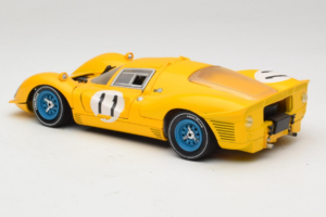 Ferrari 330 P4 #11 Amarillo Spa-Francorchamps 1967 Eagles Race 1:18 38007-Y1 Metal - imagen 7 de 8
