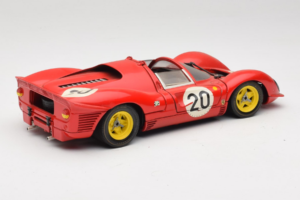 Ferrari 330 P4 #20 Rojo 1967 Revell 1:18 48822-P1 Metal - imagen 3 de 8