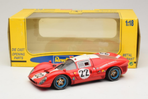 Ferrari 330 P4 #22 Scuderia Filipinetti Poor Condition 1967 Revell 1:18 48825-P1 Metal - imagen 8 de 8