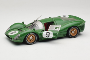 Ferrari 330 P4 #9 Verde Spa-Francorchamps 1967 Eagles Race 1:18 41007 Metal - imagen 2 de 8