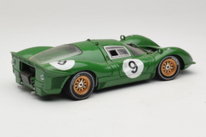 Ferrari 330 P4 #9 Verde Spa-Francorchamps 1967 Eagles Race 1:18 41007 Metal - imagen 3 de 8