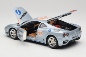 Ferrari 360 Modena Expert #1 Plata Bburago 1:18 3348-S1 Metal - imagen 5 de 8