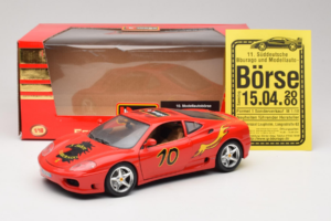 Ferrari 360 Modena #10 5 Jahre IG Bburago Rojo Bburago 1:18 3358-P2 Metal - imagen 8 de 8