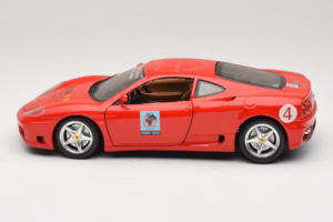 Ferrari 360 Modena Bevro International #4 Edición Limitada 111 uds Rojo Bburago 1:18 3358-P1 Metal - imagen 4 de 8