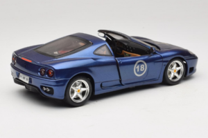 Ferrari 360 Modena Targa Edición Limitada 333 uds Morado Metalizado Bburago 1:18 3348-F1 Metal - imagen 3 de 8