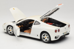 Ferrari 360 Modena Blanco Bburago 1:18 3368-W1 Metal - imagen 5 de 8