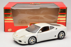 Ferrari 360 Modena Blanco Bburago 1:18 3368-W1 Metal - imagen 8 de 8