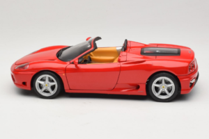 Ferrari 360 Spider Rojo Hot Wheels 1:18 27774-M1 Metal - imagen 4 de 8